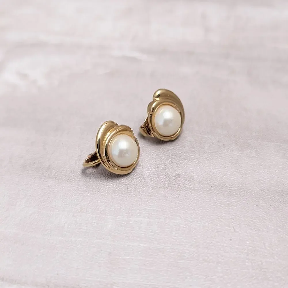 Vintage Clip On Earrings Stylish Classic Glam Gold Tone & Faux Pearl